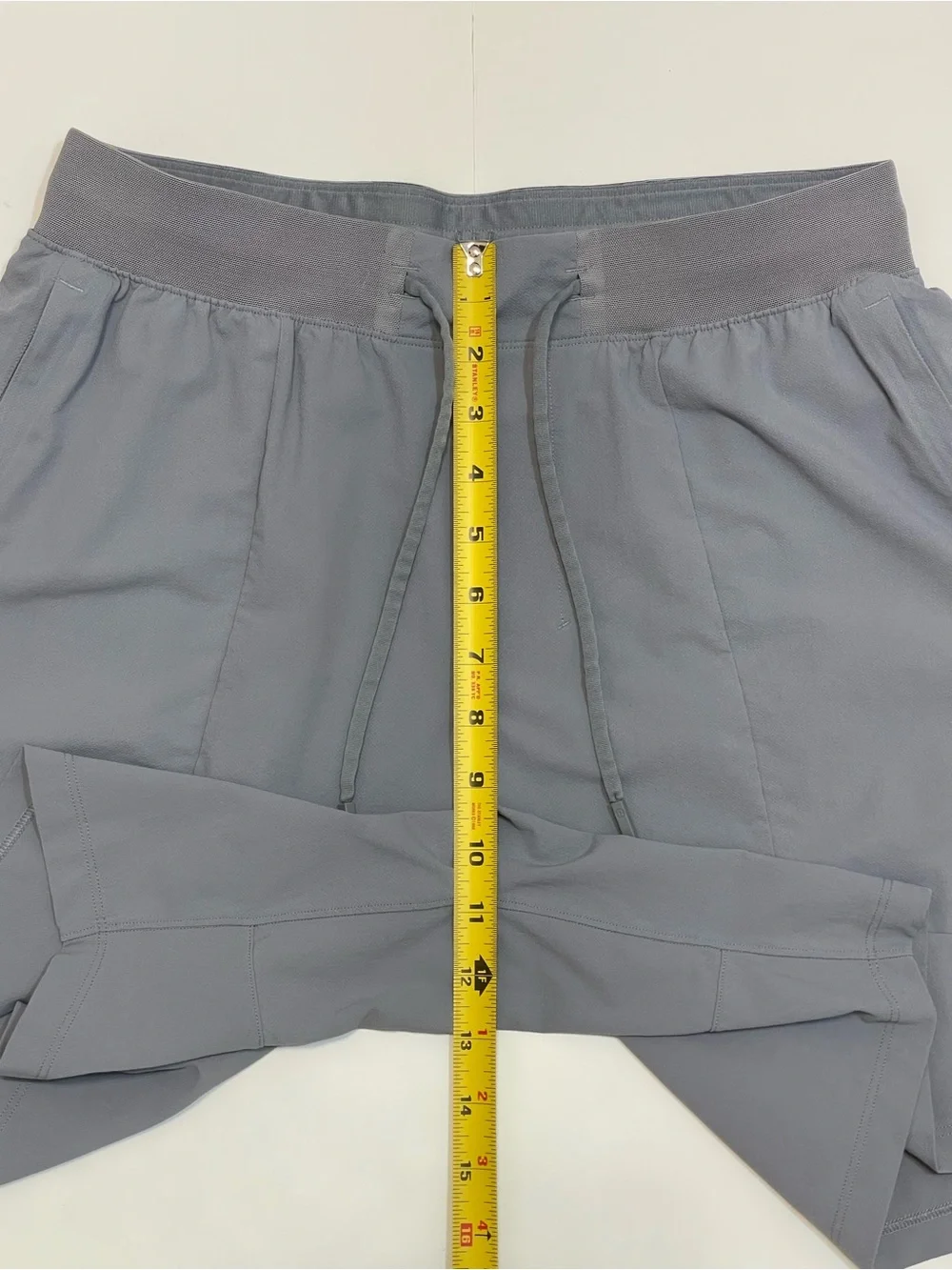 Lululemon Men's License to Train Athletic Shorts - Gray Size M